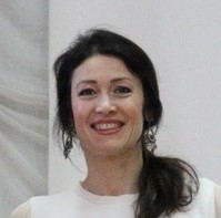 Педагог дополнительного образования по хореографии Опарина Марина Валерьевна.